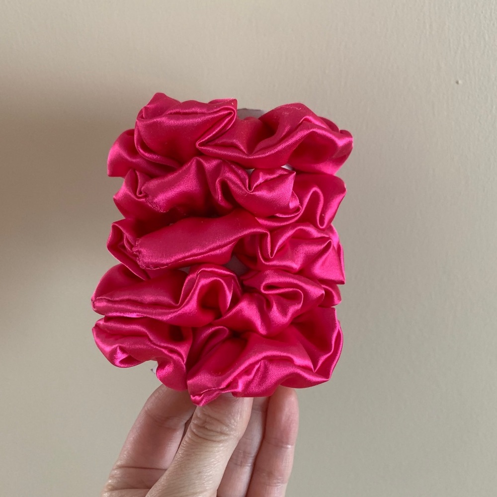 Silk scrunchie